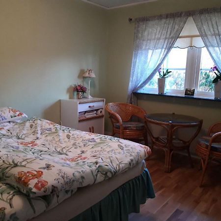 Jen'S B&B Ljungbyhed エクステリア 写真